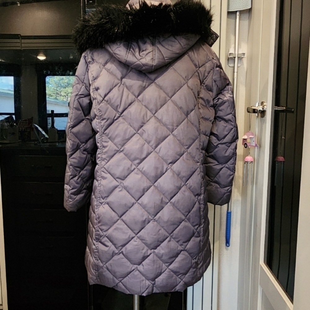 KENNETH COLE PUFFER COAT - Picture 2 of 5